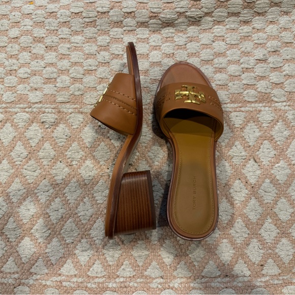Tory Burch Short Heel Leather sandals - Picture 3 of 9